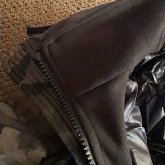 SAM. Boys Camouflage Removable Hood Puffer Jacket - Size 4 - Picture 8 of 9